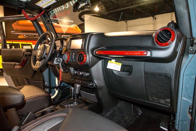 2014 Jeep Wrangler Unlimited 4WD 4dr Sport