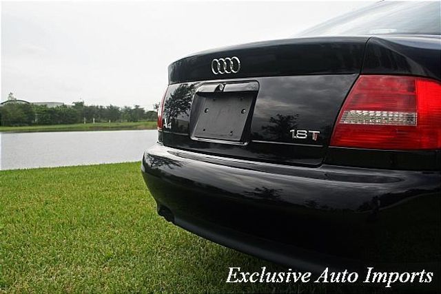 2001 Audi A4 2001 AUDI A4 1.8T TURBO SEDAN B5 5-SPEED 